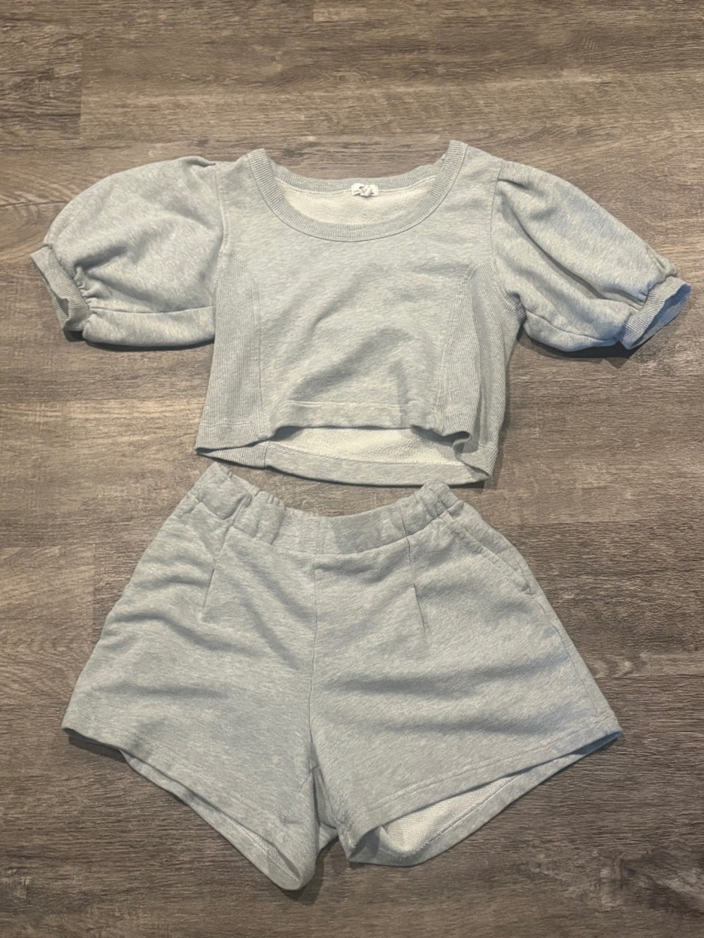 Aerie Lounge Set